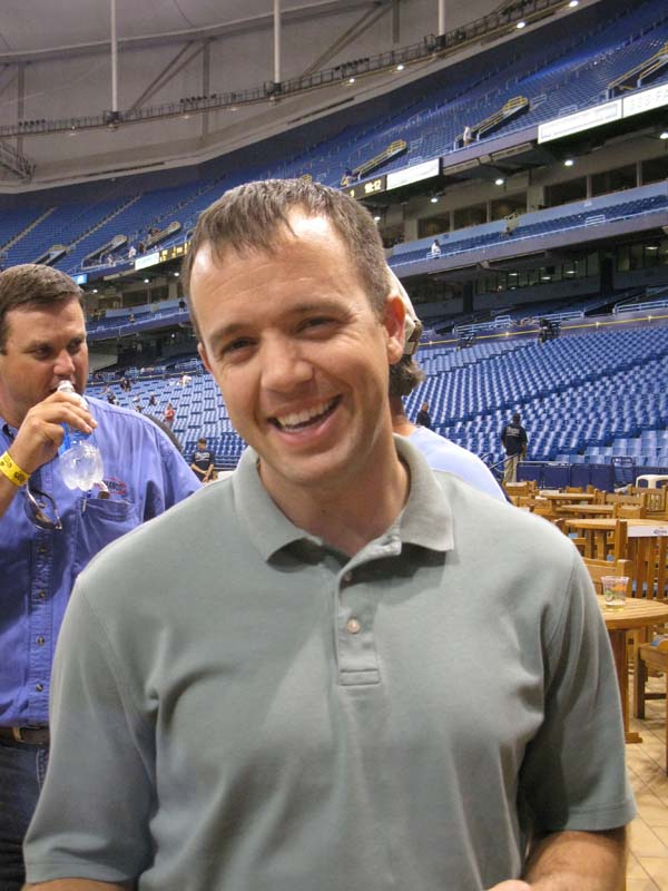 20100428_comancoatraysgame036