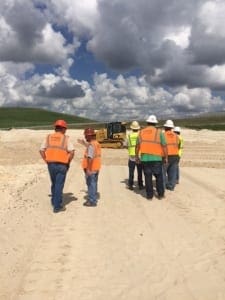 CAT Dozer with 3D GPS (2)