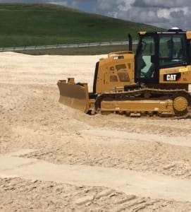 CAT Dozer with 3D GPS (4)