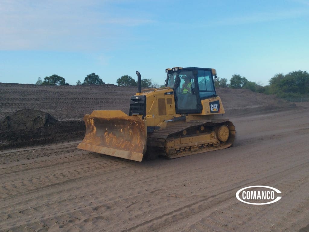 COMANCO-Caterpillar-Bulldozer-Training-4.jpg