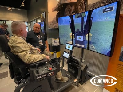 2-cat-command-remote-control-simulator-operation-400x300.jpg